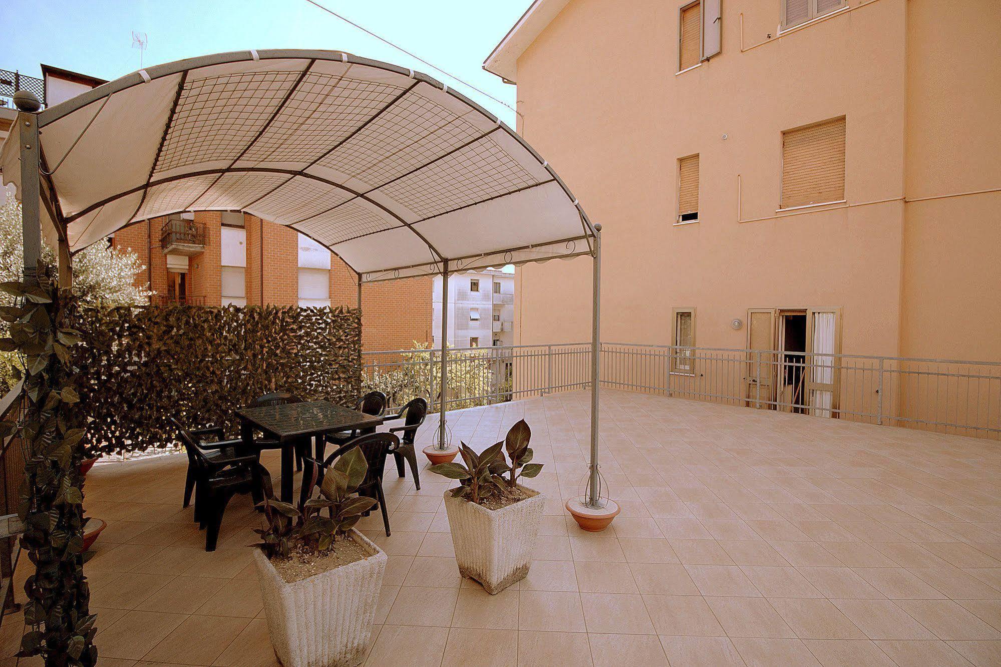 Appartamento Montessori Castelfidardo Exteriér fotografie